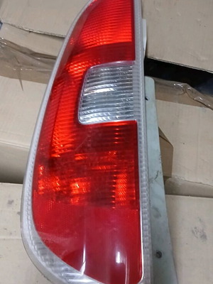 Skoda Roomster αριστερό φως φανάρι στοπ μεταχειρισμένο, αυθεντικό