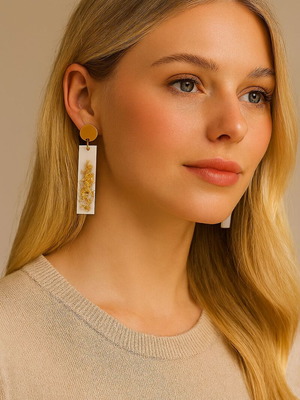 Handmade earrings with gold leaves new, gold and white shade