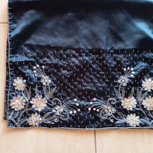 Tie Rack evening scarf satin black embroidered with beads and sequins like new