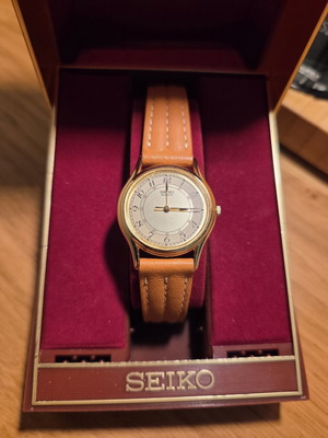 Seiko Vintage Γυναικείο Ρολόι Quartz 4N01-0010 Σαν Καινούργιο Χρυσαφί