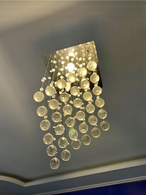 Φωτιστικό οροφής μεταχειρισμένο με κρυστάλλους τύπου πολυέλαιου