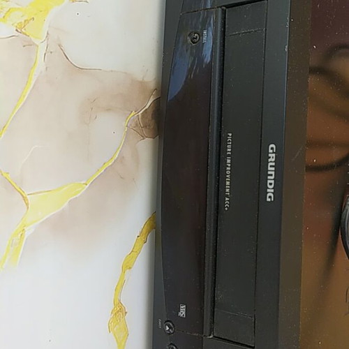 Grundig video player