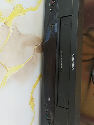 Grundig video player
