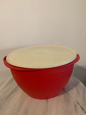 Legacy Bowl 10 liters by Tupperware new, unused