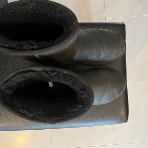 UGG black leather boots size 39 used