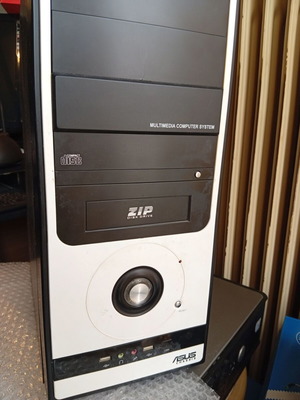 Asrock H61M-GS Desktop PC used with Intel i3-3240, 4GB RAM, 120GB SSD