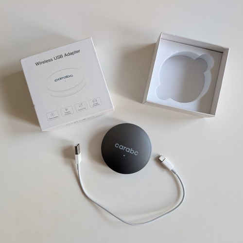 Wireless CarPlay Adapter like new for iOS
