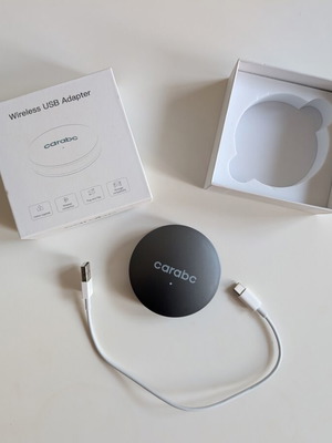 Wireless CarPlay Adapter like new for iOS