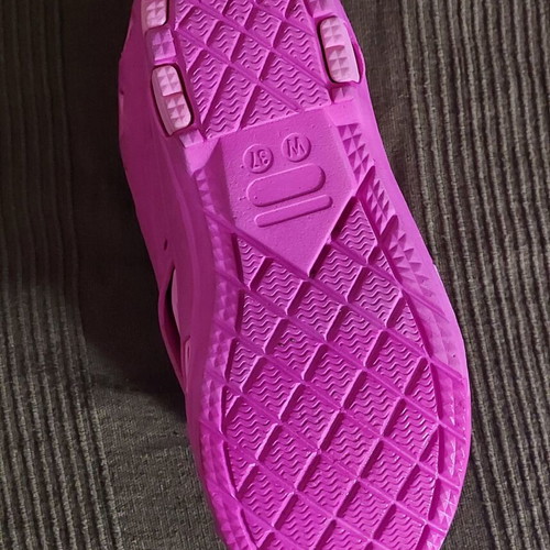 Beach shoes size 37 like new, pink, waterproof