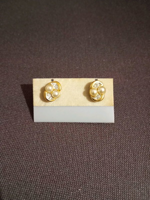 Small earrings new