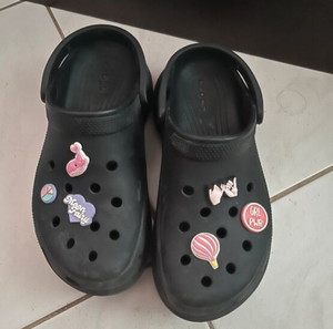 crocs νούμερο 38