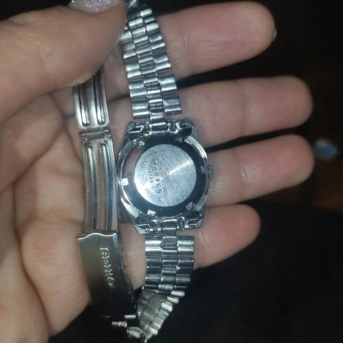 Seiko Vintage Automatic Women's Watch like new, silver stainless steel