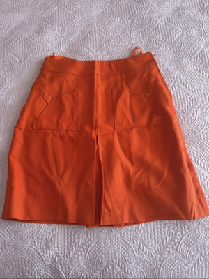 Women's skirt like new, size L 40 12, orange