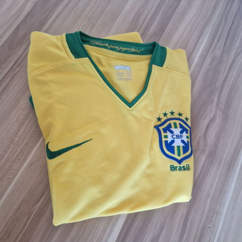 Brazil 2010 jersey size small new, authentic