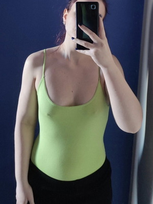 Green bodysuit like new, size M, comfortable and elastic
