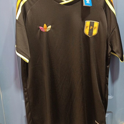 Adidas Peru jersey, authentic