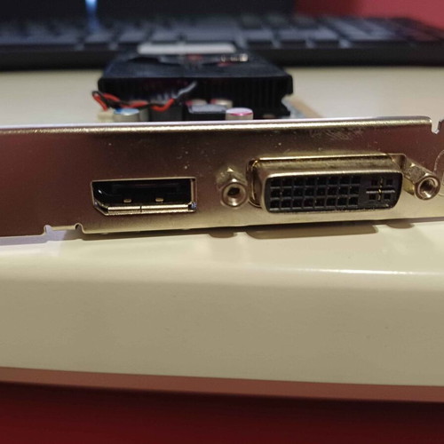 Dell AMD Radeon R7 350X graphics card 4GB GDDR3, low profile