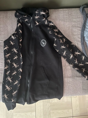 Liberta D'arte black zip-up sweatshirt with all-over print, like new, size L-XL