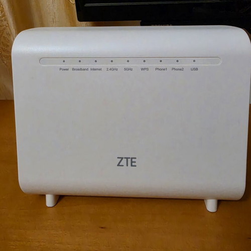 Router Modem ZTE H288 Wi-Fi 5 like new