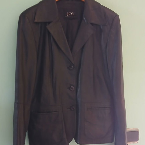 Women's leather jacket large like new, black