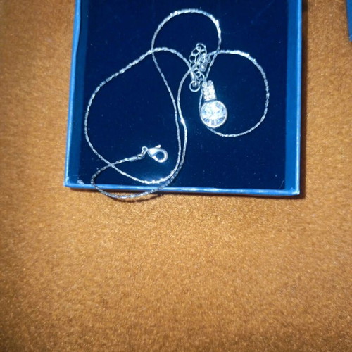 2 Neoglory Collection necklaces with Swarovski elements like new, silver