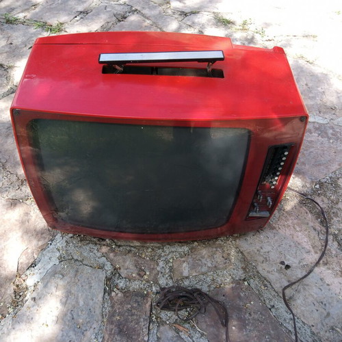 Old-style television used, works normally