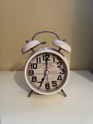 Analog table alarm clock new