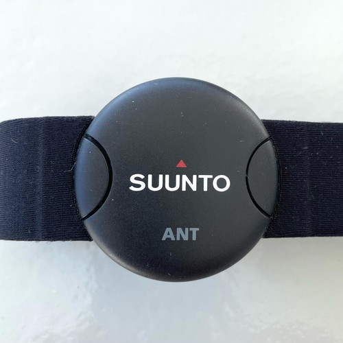 Suunto watch for sea and mountain athletes new with GPS and heart rate sensor