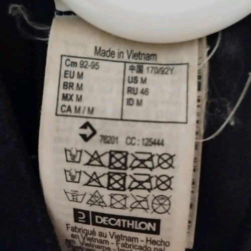 Decathlon wetsuit medium size used for windsurfing