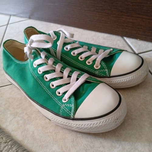 Converse All Star athletic shoes size 40 like new, green