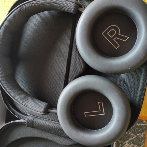 Bang & Olufsen Beoplay HX wireless headphones like new premium model