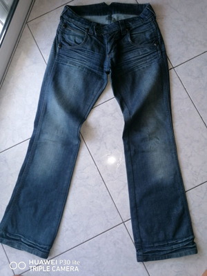 Wrangler women's jeans No 28 like new, blue