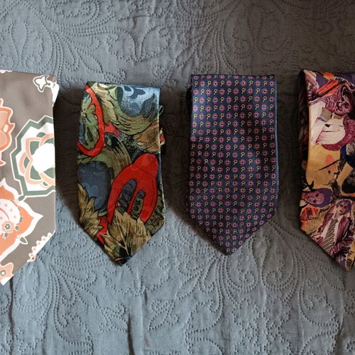 Silk ties like new