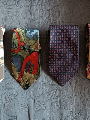 Silk ties like new
