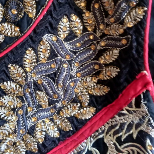 Ethnic vintage dress used, black and red