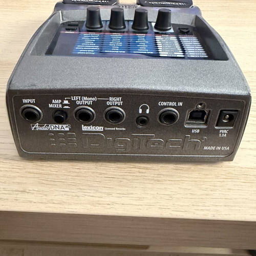 Digitech RP150 guitar multieffects like new
