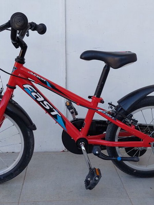 Fast 16 Children's Bicycle used, city type, red, V-Brakes
