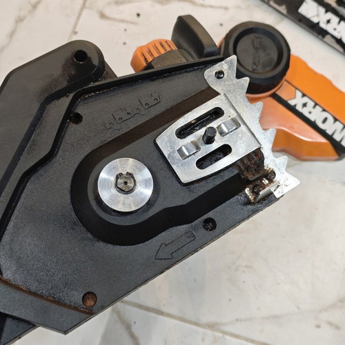 Worx electric chainsaw used, 400 mm chain, 2000 watt