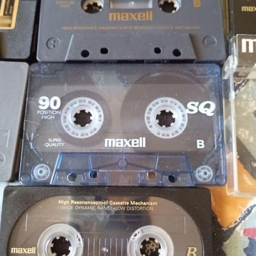 Maxell chrome cassettes used, pack of 6 with various models