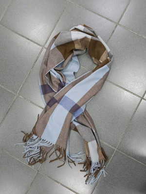 Checked pashmina scarf like new, blue and brown