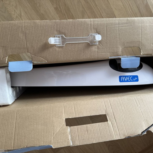 AVEC bébé electronic baby scale like new with music function