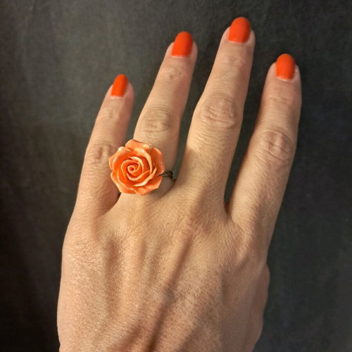 Earrings hoops with roses and adjustable ring set like new, orange