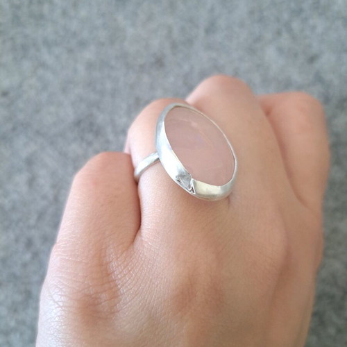 Handmade silver ring with rose quartz like new
