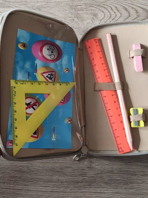 Double beige pencil case, complete