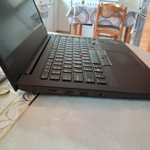 Lenovo ThinkPad laptop 14-inch FHD Intel Core i5 8GB 256GB SSD Windows