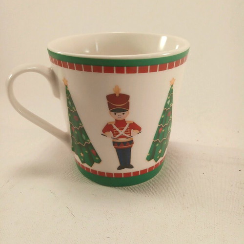 Porcelain nutcracker mug like new