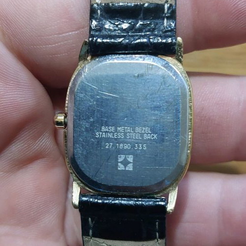 Zenit Vintage Cosmopolitan watch functional with battery in good condition
