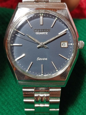 Citizen Seven vintage ανδρικό ρολόι quartz με σκούρο μπλε καντράν και ατσάλινο μπρασελέ