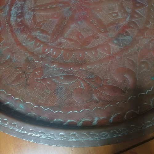 Copper tray used, engraved, 60 cm diameter