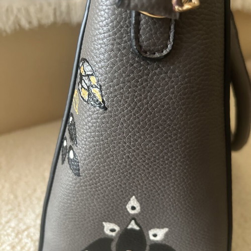 Handbag hand-painted with gold and strass details, new, gray
